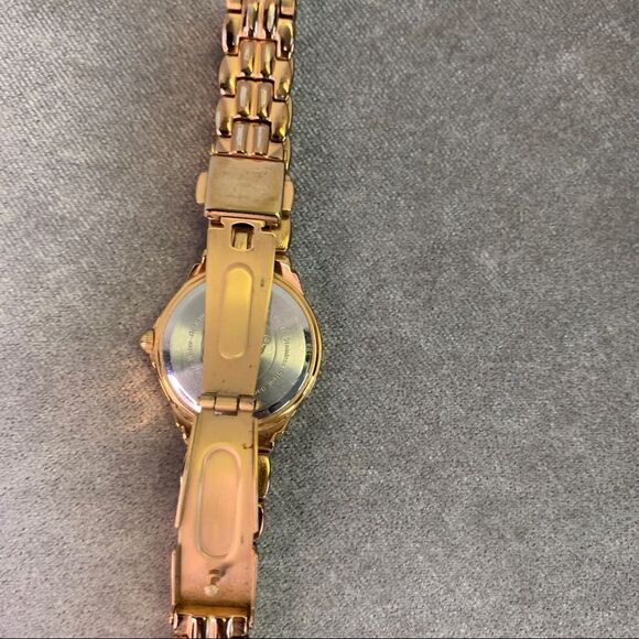 ARMITRON Now Gold-tone round mother of pearl face Quartz Watch - Picture 4 of 6